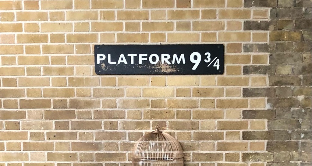 Platform 9 3/4 - Harry Potter - London, United Kingdom
